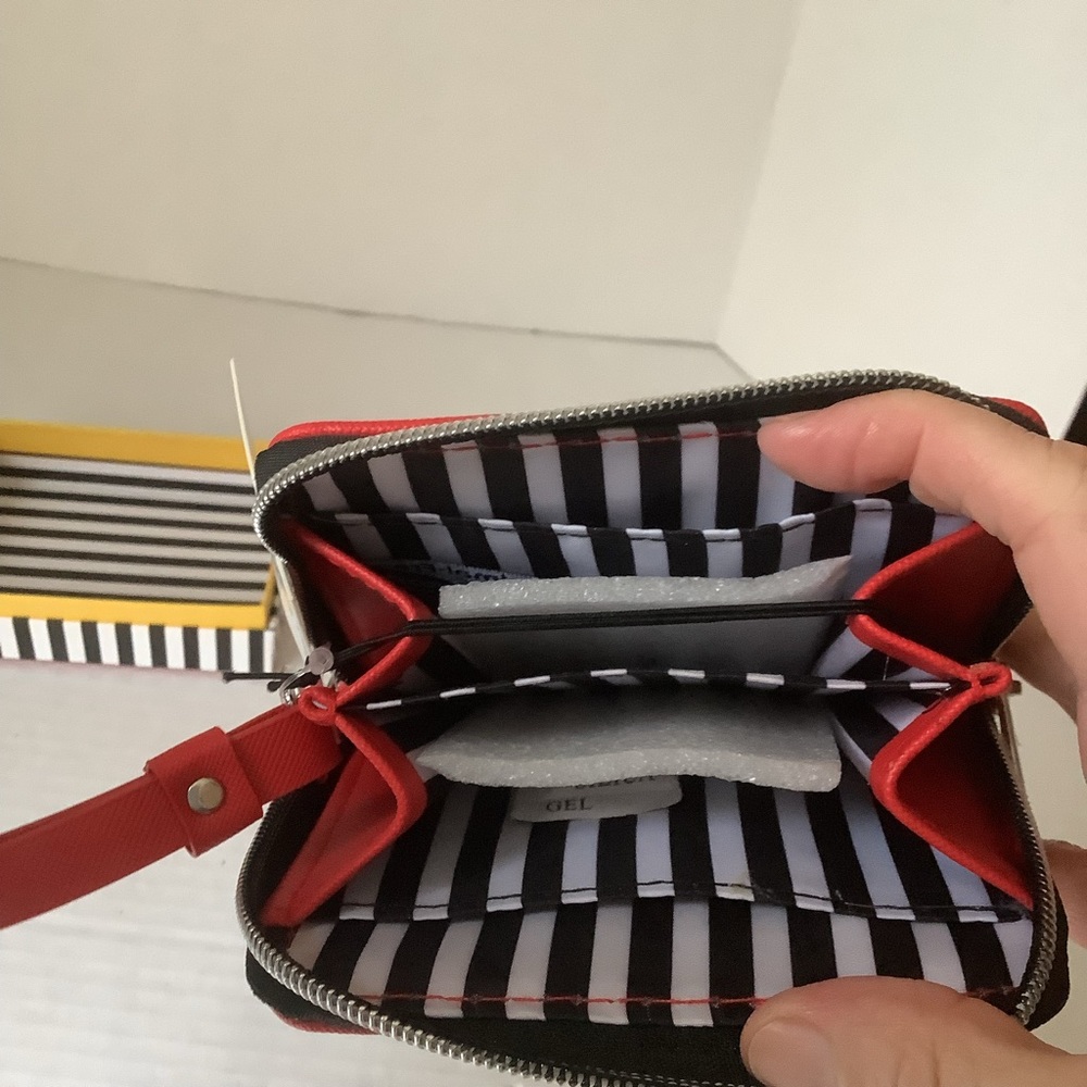 Marc Tetro Wallet Westie Red New - Picture 6 of 9